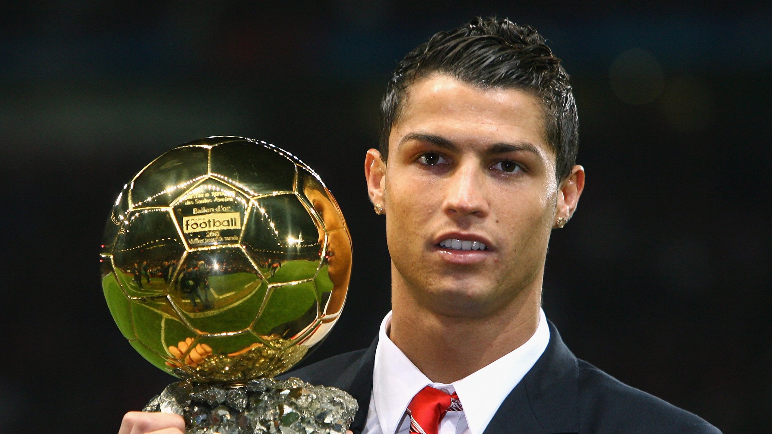 开云官网在线-球队分析：哪些球队有望冲击冠军，有没有球队全胜夺冠